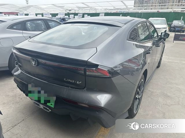 Chang'an UNI-V Smart iDD 2024 Темно-серый из Китая, фото 2
