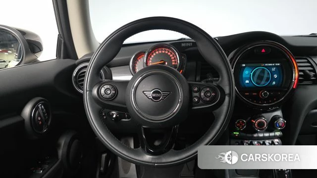 Mini Cooper 2020 Жемчужный цвет из Кореи, фото 2