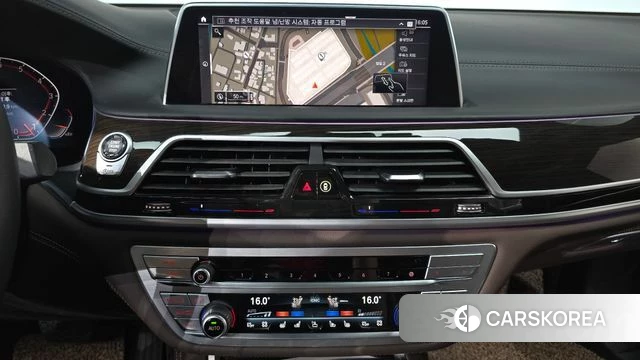 BMW 7 Series (G11) 2020 Серый из Кореи, фото 2