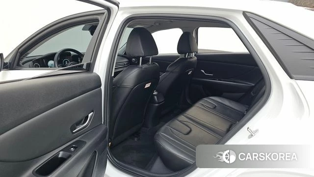 Hyundai Avante (CN7) 2022 Белый из Кореи, фото 2