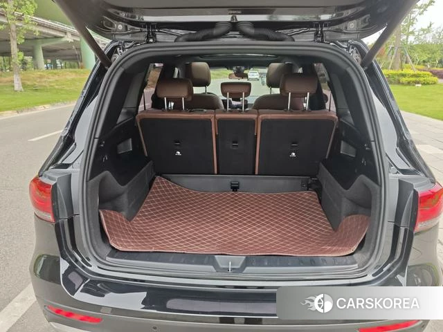 Mercedes-Benz GLB 2023 Черный из Китая, фото 2