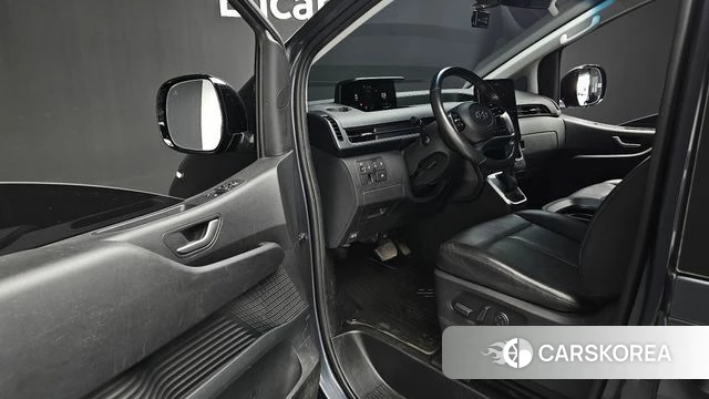Hyundai Staria 2021 Серый из Кореи, фото 2