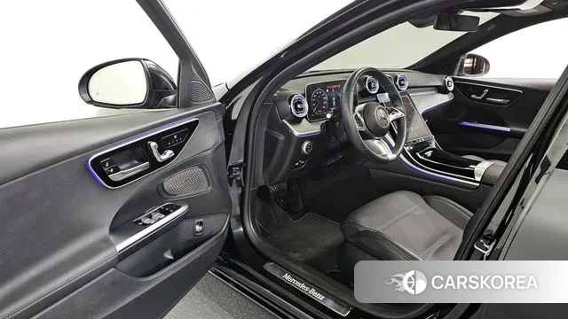 Mercedes-Benz C-Class W206 2022 Черный из Кореи, фото 2