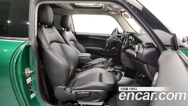 Mini Cooper 2020 Зеленый из Кореи, фото 2