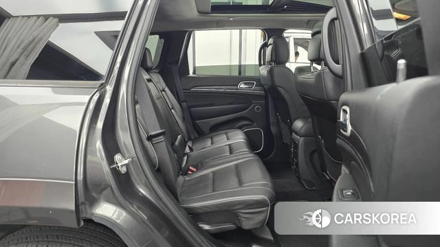 Jeep Grand Cherokee 2021 Серый из Кореи, фото 2