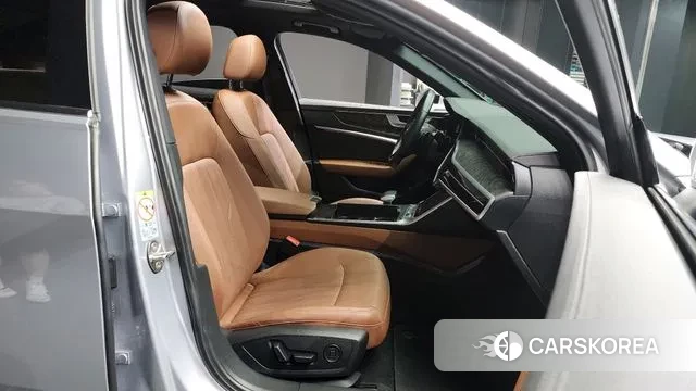 Audi A6 (C8) 2020 Серебряный из Кореи, фото 2