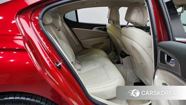 Genesis The New G70 2021 Красный из Кореи, фото 2