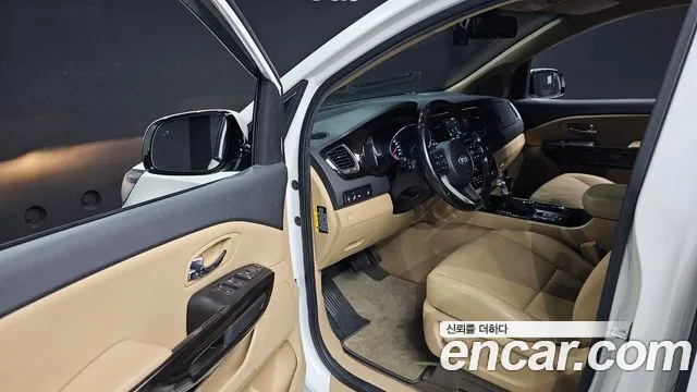 Kia The New Carnival 2020 Белый из Кореи, фото 2