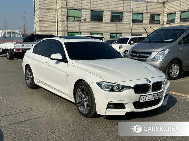 BMW 3 Series (F30) 2018 Белый из Кореи, фото 2