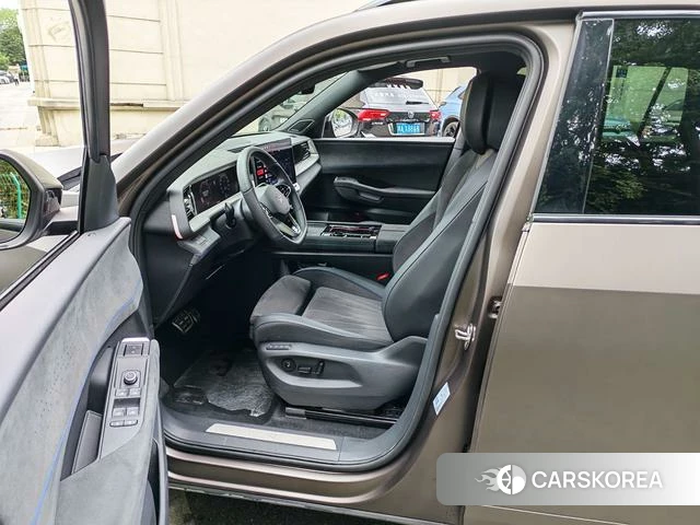 Volkswagen Tourang 2025 Темно-серый из Китая, фото 2