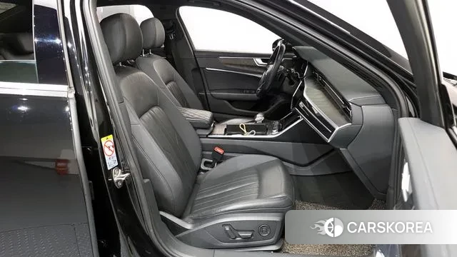 Audi A6 (C8) 2020 Черный из Кореи, фото 2