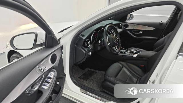 Mercedes-Benz C-Class W205 2020 Белый из Кореи, фото 2