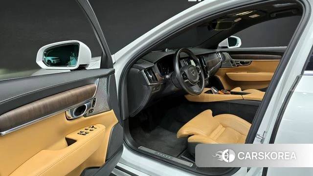 Volvo S90 2022 Белый из Кореи, фото 2