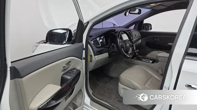 Kia The New Carnival 2019 Белый из Кореи, фото 2