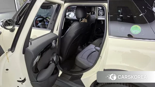 Mini Cooper 2021 Жемчужный цвет из Кореи, фото 2