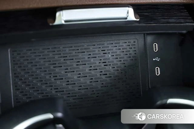 Mercedes-Benz GLS 2024 Черный из Китая, фото 2