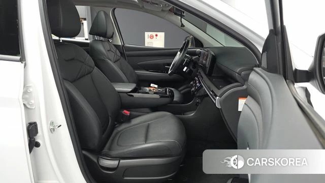 Hyundai The New Tucson Hybrid (NX4) 2024 Белый из Кореи, фото 2