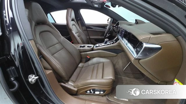 Porsche Panamera (971) 2018 Черный из Кореи, фото 2