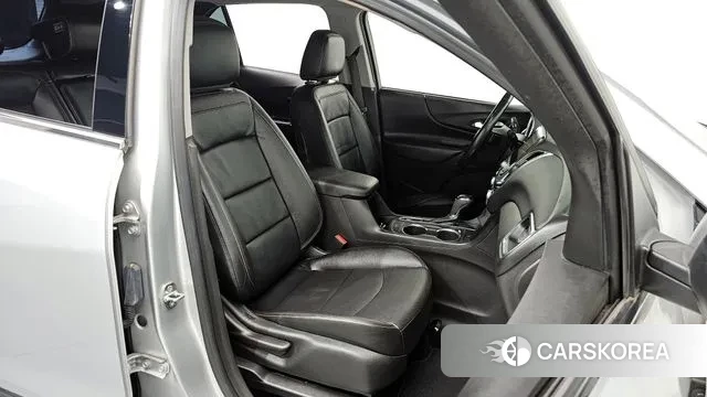 Chevrolet (GM Daewoo) Equinox 2020 Серебристо-серый из Кореи, фото 2
