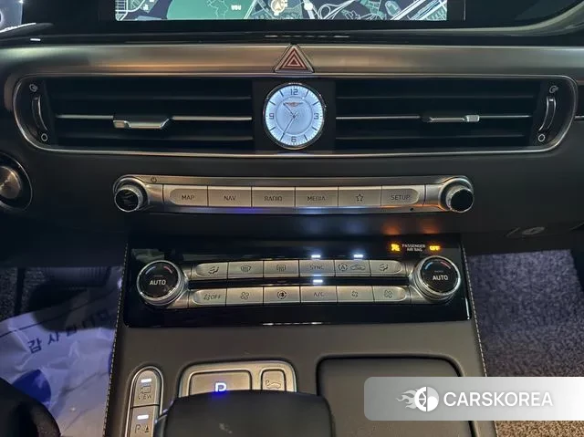 Genesis G90 2019 Черный из Кореи, фото 2