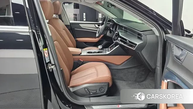 Audi A6 (C8) 2021 Черный из Кореи, фото 2