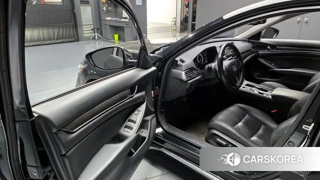 Honda Accord 10th Generation 2018 Черный из Кореи, фото 2