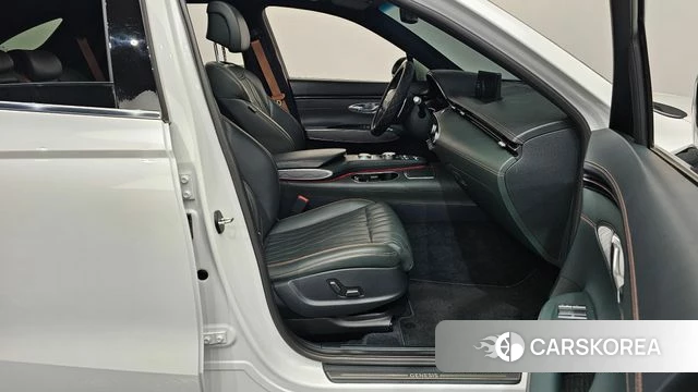 Genesis GV70 2021 Белый из Кореи, фото 2