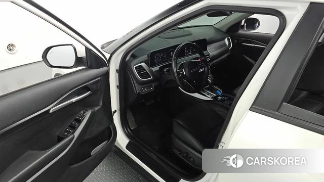 Kia The New Seltos 2023 Белый из Кореи, фото 2