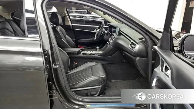 Genesis The New G70 2023 Серый из Кореи, фото 2