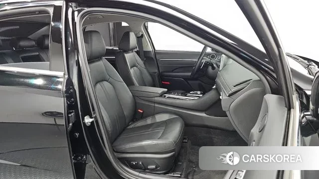 Hyundai Sonata (DN8) 2021 Черный из Кореи, фото 2