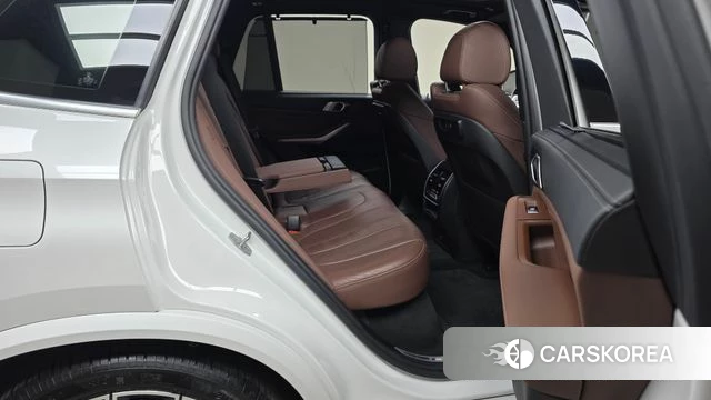 BMW X5 (G05) 2022 Белый из Кореи, фото 2