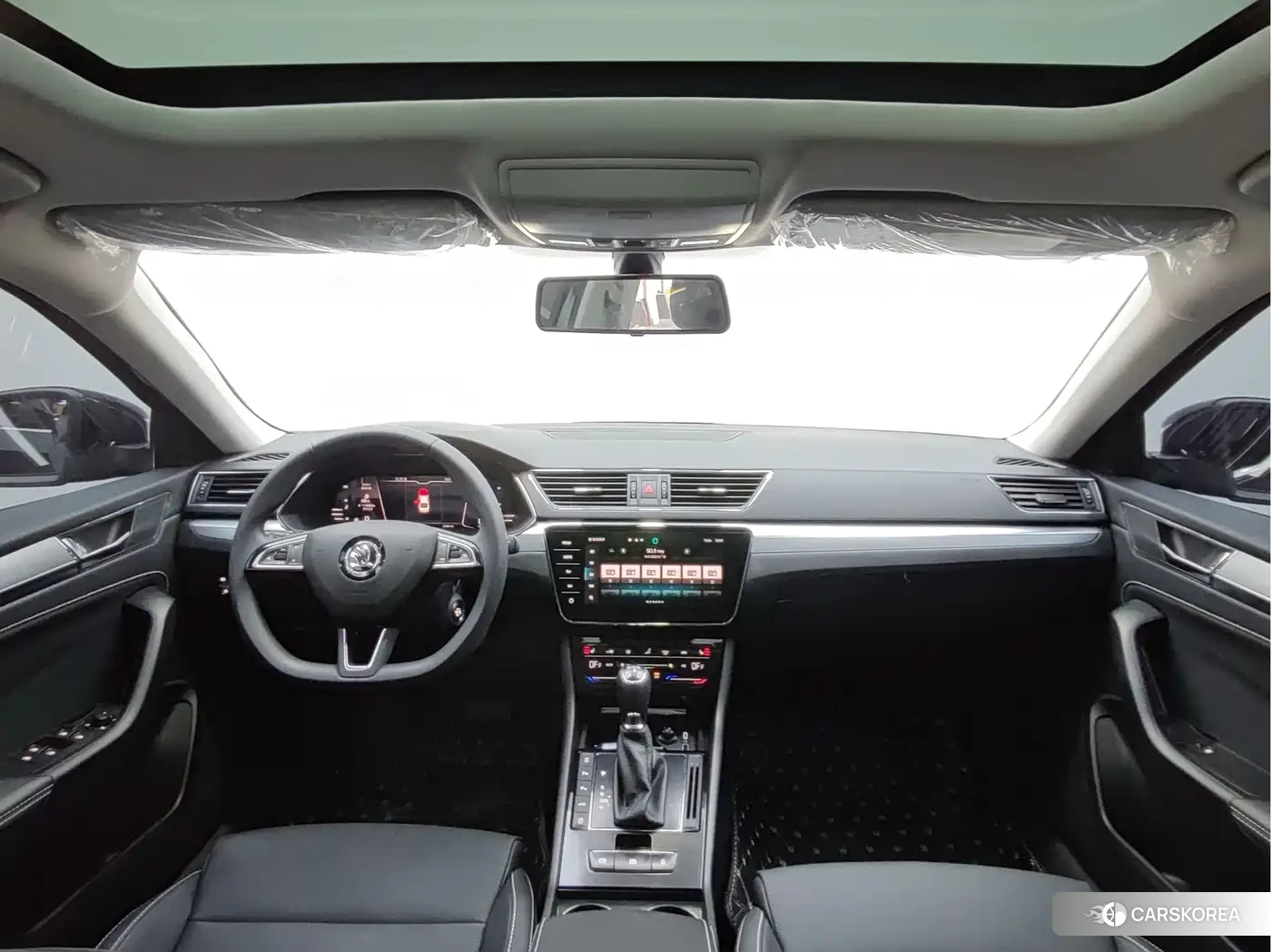 Skoda Superb 2024 Черный из Китая, фото 2