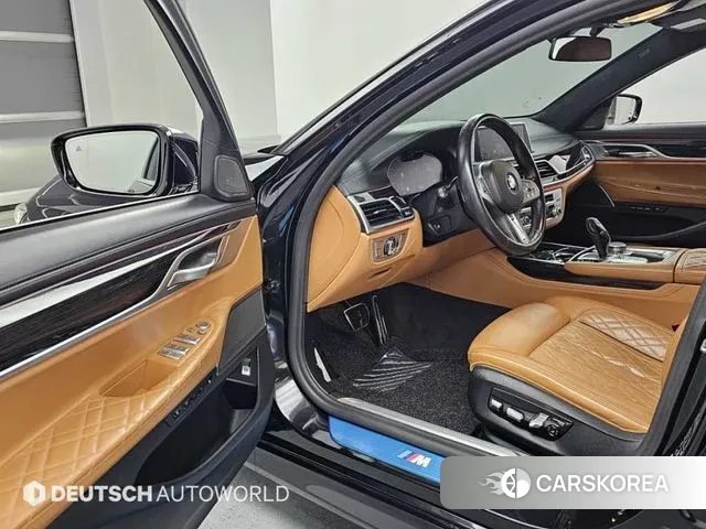 BMW 7 Series (G11) 2021 Черный из Кореи, фото 2