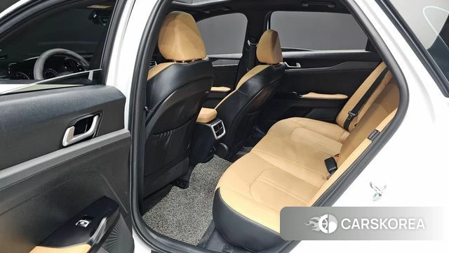 Kia K5 3rd generation 2019 Белый из Кореи, фото 2