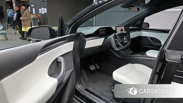 Tesla Model X 2024 Черный из Кореи, фото 2