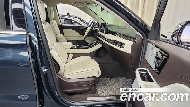 Lincoln Aviator 2nd generation 2022 Синий из Кореи, фото 2