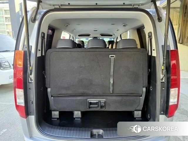 Hyundai Staria 2023 Серебряный из Кореи, фото 2