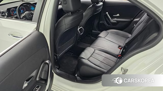 Mercedes-Benz A-Class W177 2021 Белый из Кореи, фото 2