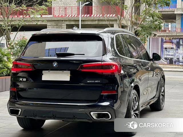 BMW X5 (imported) 2021 Черный из Китая, фото 2