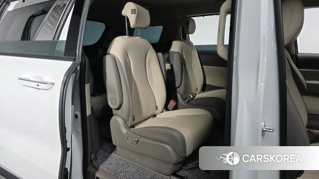 Kia The New Carnival 4th Generation 2025 Белый из Кореи, фото 2