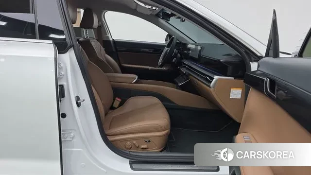 Hyundai Grandeur Hybrid (GN7) 2023 Белый из Кореи, фото 2