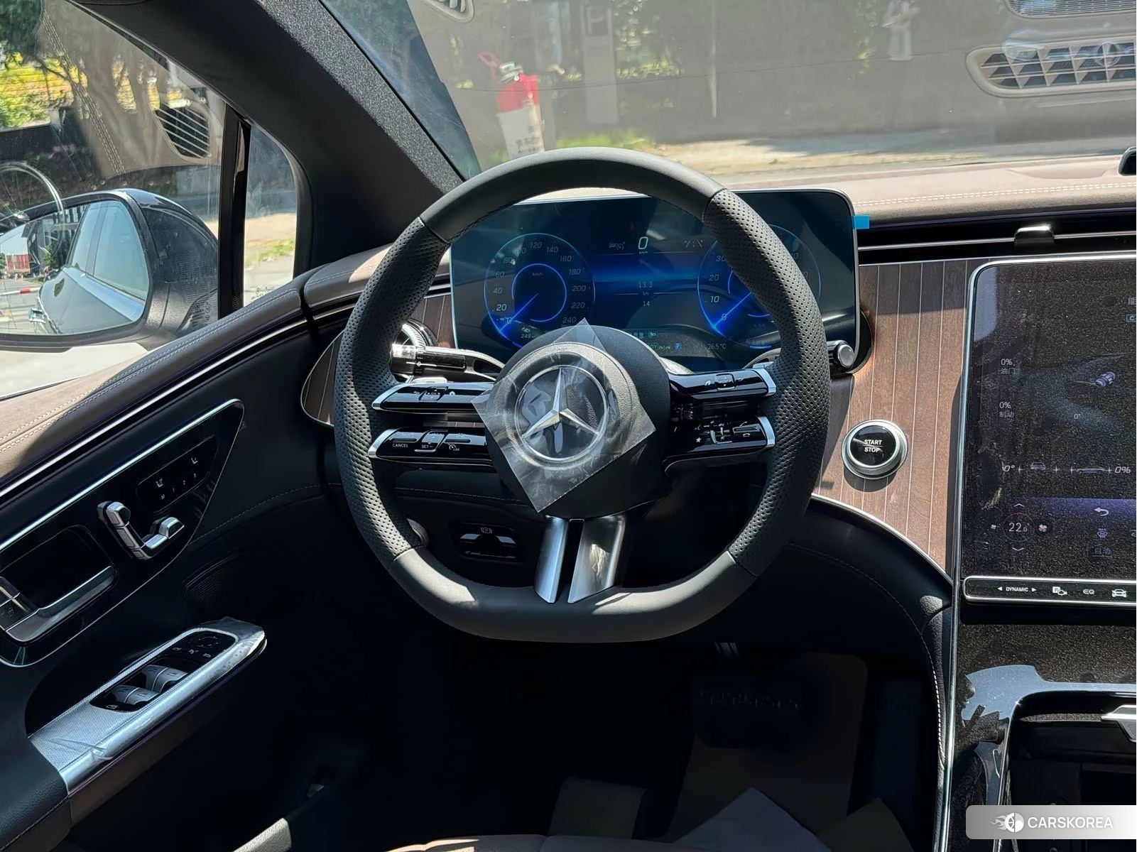 Mercedes-Benz EQE 2024 Черный из Китая, фото 2