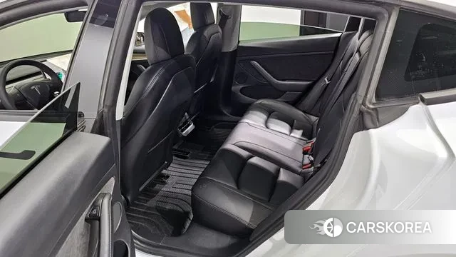 Tesla Model 3 2021 Белый из Кореи, фото 2