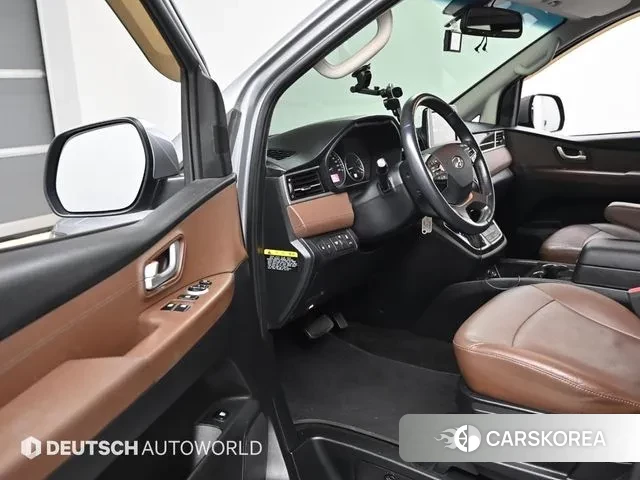 Hyundai The New Grand Starex 2018 Серебристо-серый из Кореи, фото 2