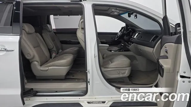 Kia The New Carnival 2020 Белый из Кореи, фото 2