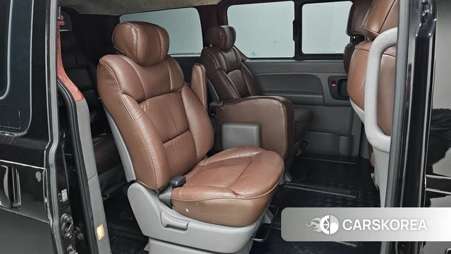 Hyundai The New Grand Starex 2019 Черный из Кореи, фото 2