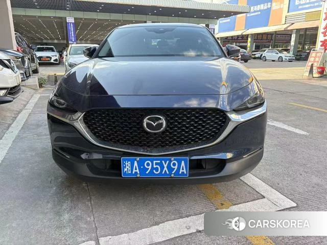Mazda CX-30 2022 Черный из Китая, фото 2