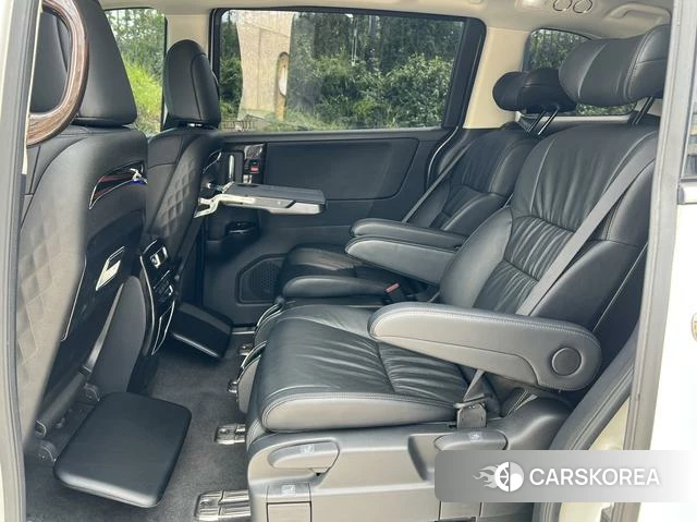 Honda Odyssey 2021 Белый из Китая, фото 2