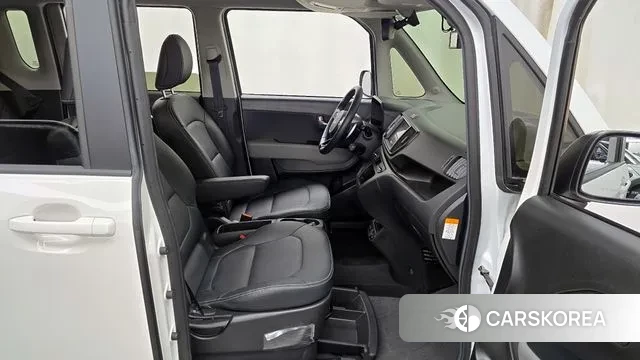 Kia The New Kia Ray EV 2023 Белый из Кореи, фото 2