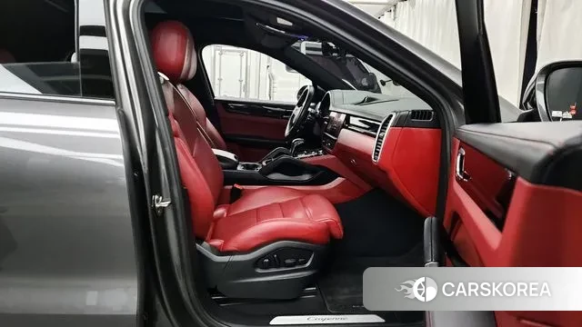 Porsche Cayenne (PO536) 2022 Серый из Кореи, фото 2